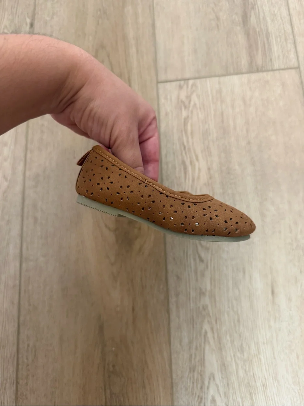 Baby/Toddler Carter's Girls Tan Perforated Mary Jane Flats size 5